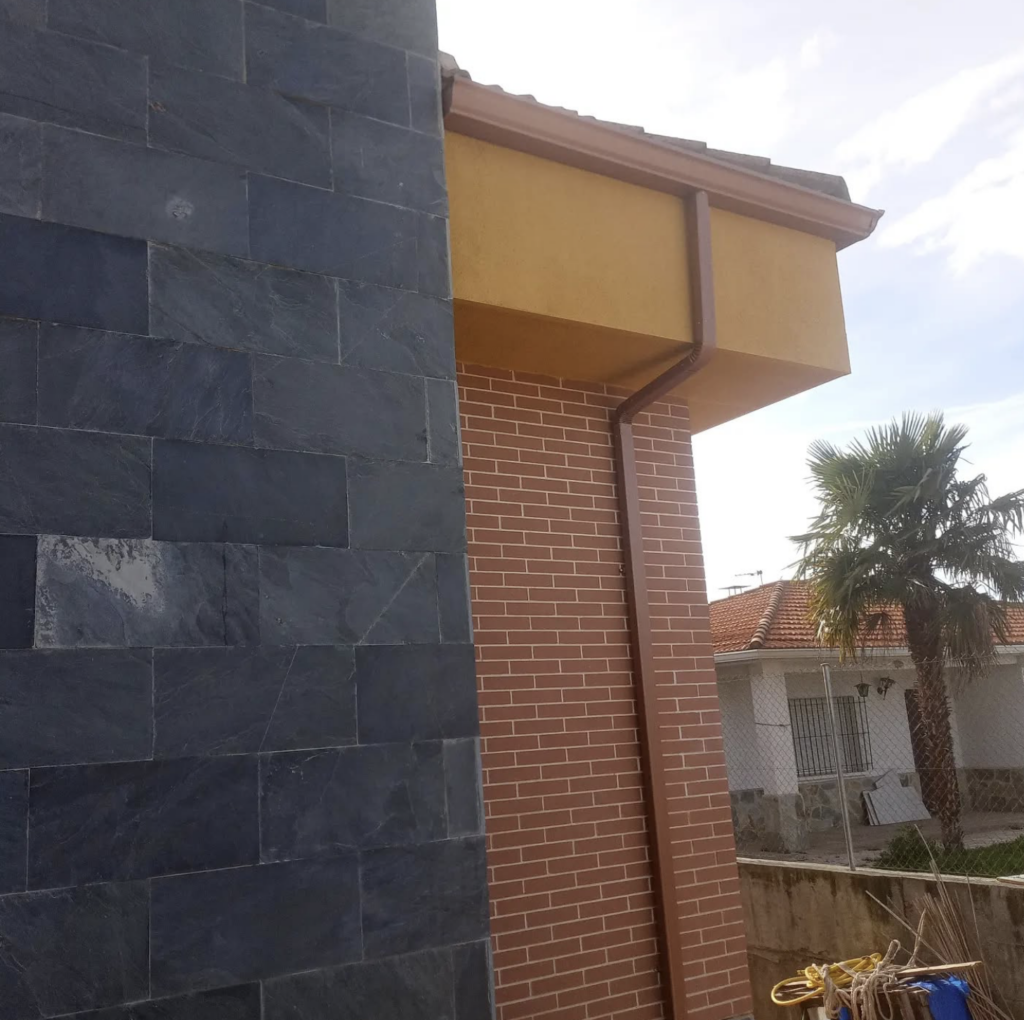 Reparación y mantenimiento de canalones